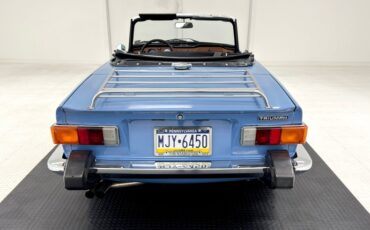 Triumph-Tr6-1974-French-Blue-Black-6
