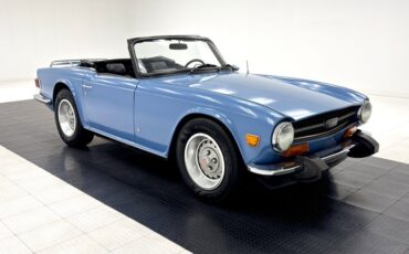 Triumph-Tr6-1974-French-Blue-Black-9