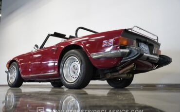 Triumph-Tr6-1976-Red-Brown-19