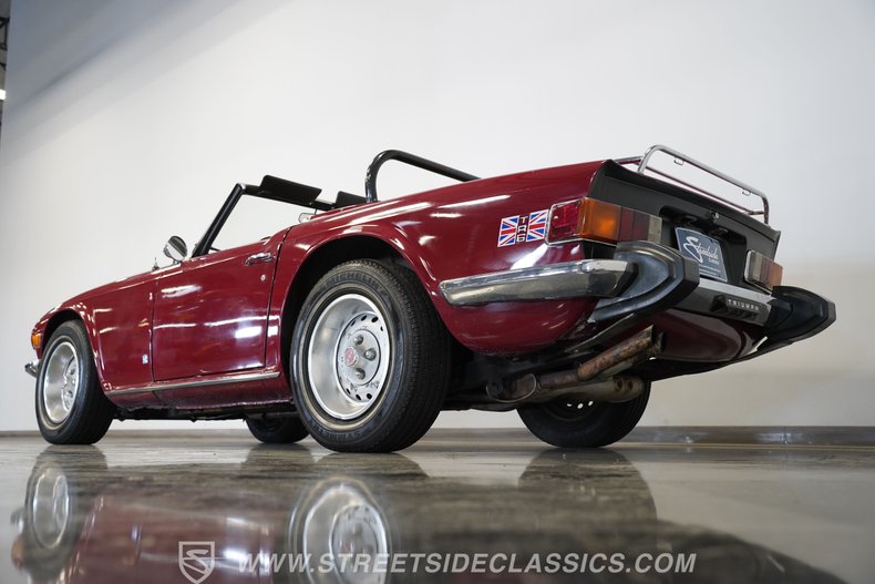 Triumph-Tr6-1976-Red-Brown-19