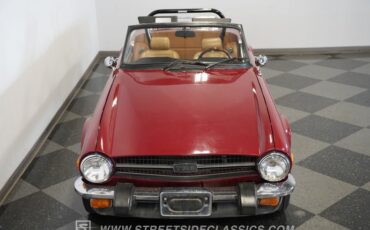 Triumph-Tr6-1976-Red-Brown-26