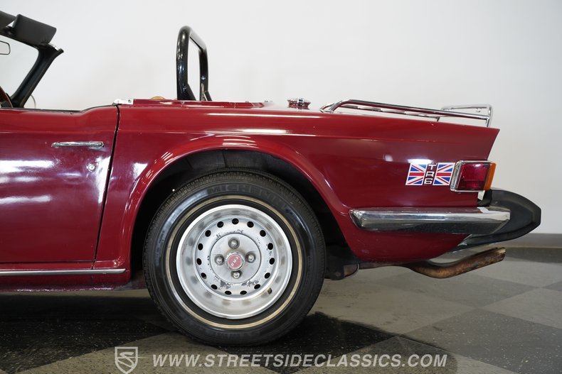 Triumph-Tr6-1976-Red-Brown-29