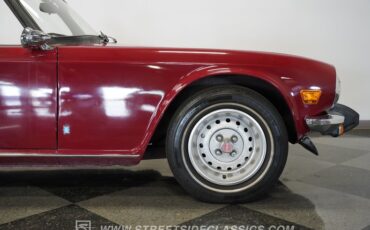 Triumph-Tr6-1976-Red-Brown-34