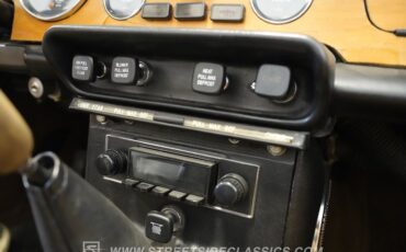 Triumph-Tr6-1976-Red-Brown-43