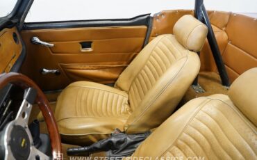 Triumph-Tr6-1976-Red-Brown-47