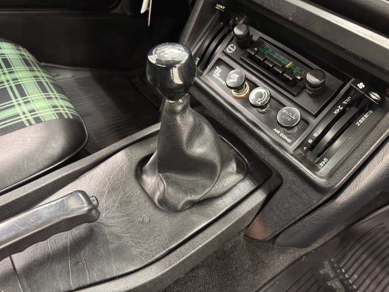 Triumph-Tr7-1976-British-Racing-Green-Black-11