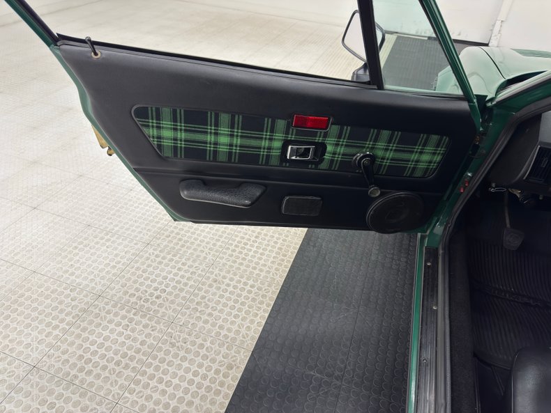 Triumph-Tr7-1976-British-Racing-Green-Black-16