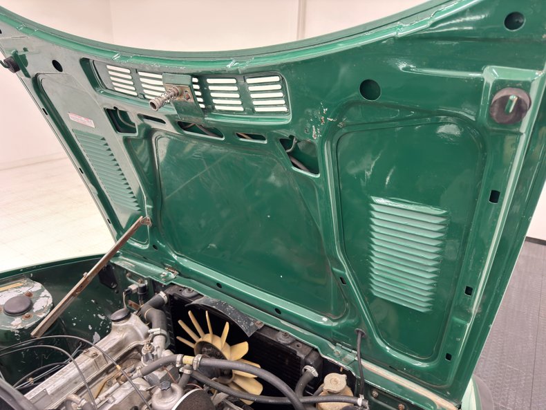 Triumph-Tr7-1976-British-Racing-Green-Black-34