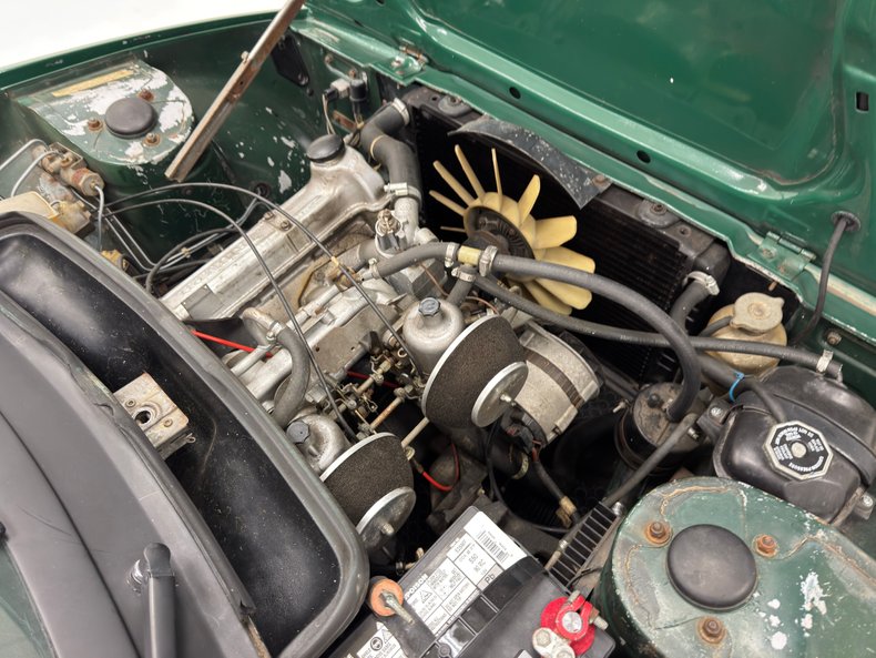 Triumph-Tr7-1976-British-Racing-Green-Black-35