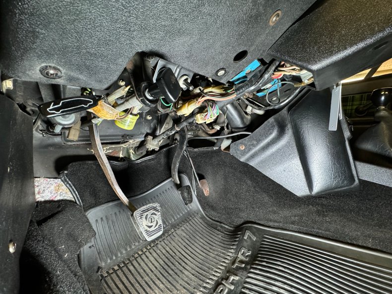 Triumph-Tr7-1976-British-Racing-Green-Black-40