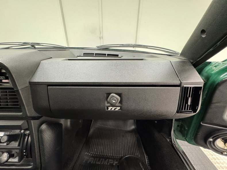 Triumph-Tr7-1976-British-Racing-Green-Black-47