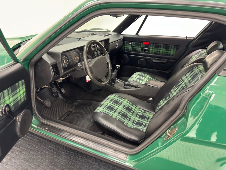 Triumph-Tr7-1976-British-Racing-Green-Black-8