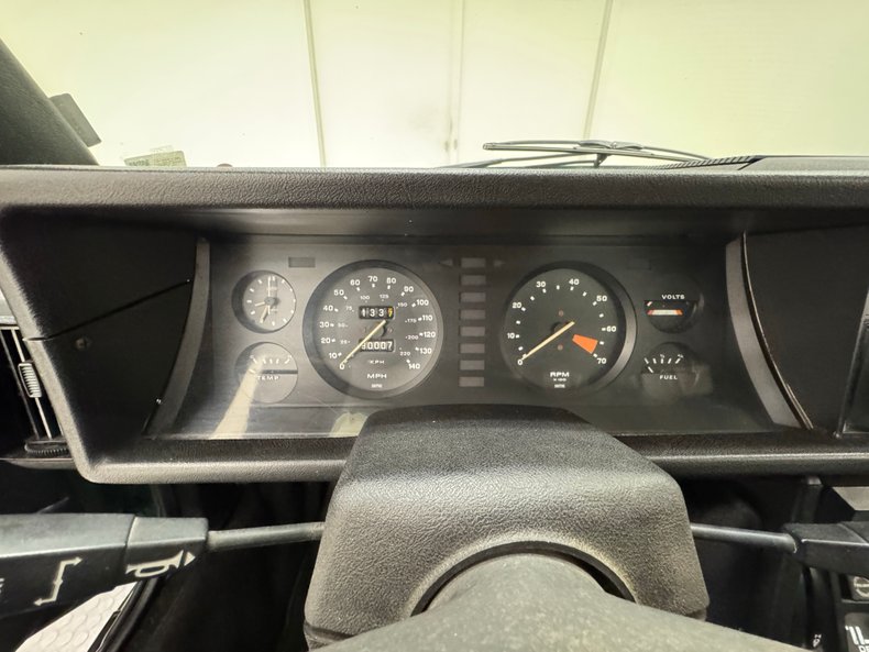 Triumph-Tr7-1976-British-Racing-Green-Black-9