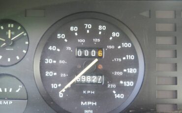 Triumph-tr7-1976-yellow-16