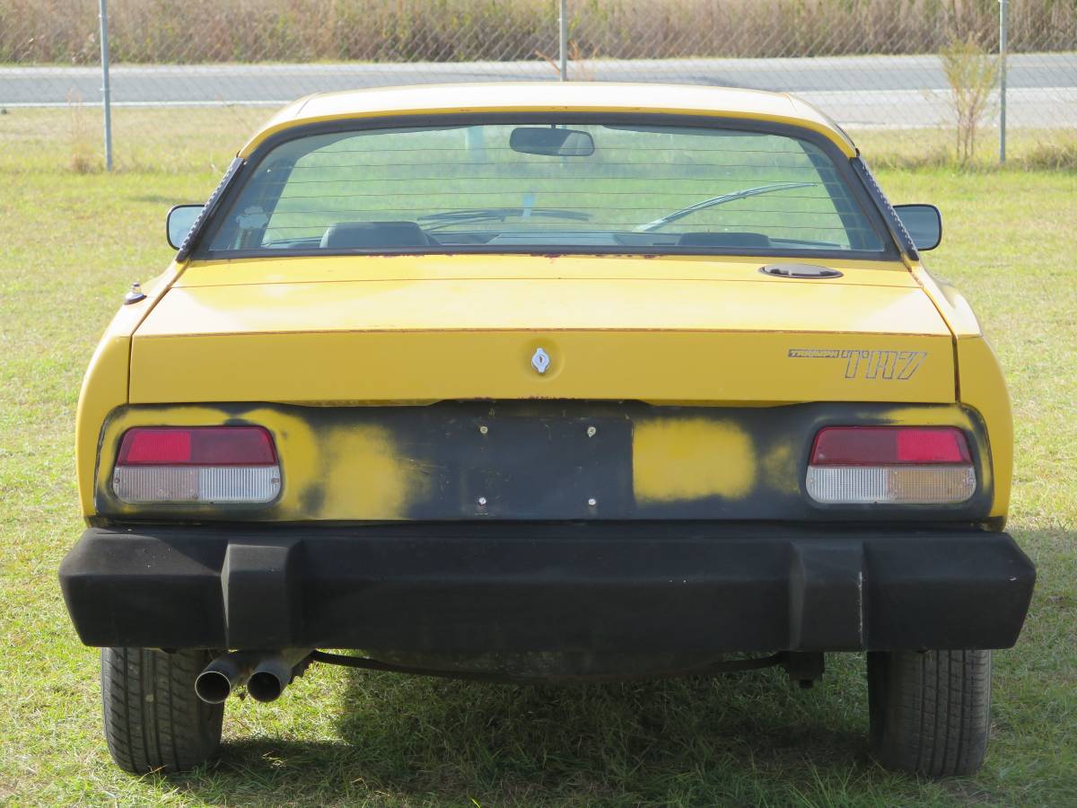 Triumph-tr7-1976-yellow-4