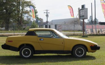 Triumph-tr7-1976-yellow-6