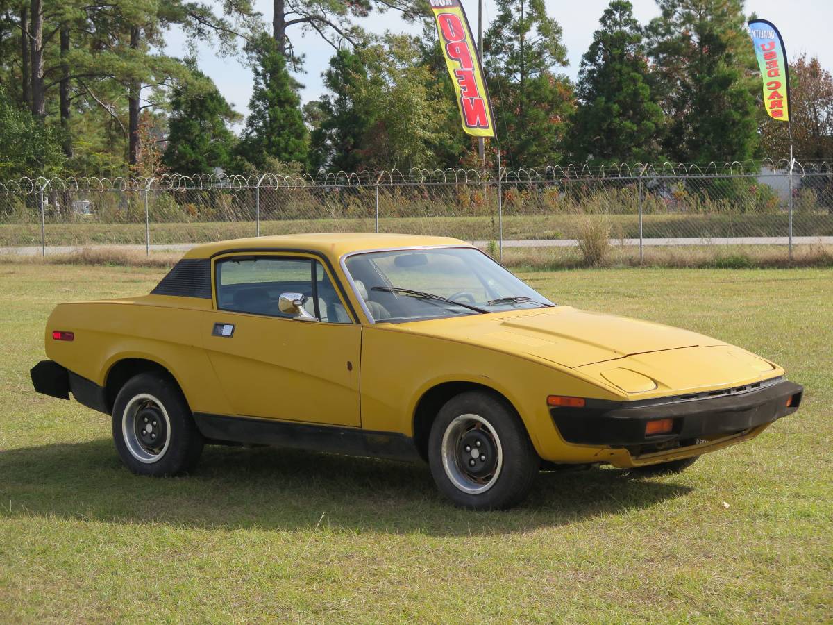 Triumph-tr7-1976-yellow-7