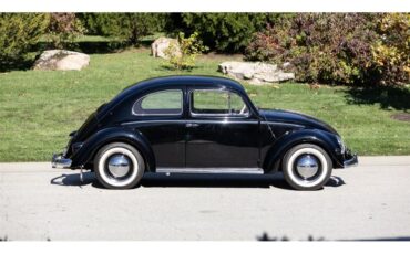 Volkswagen-Beetle-1955-Black-Red-2