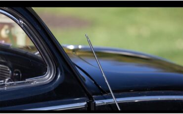 Volkswagen-Beetle-1955-Black-Red-25