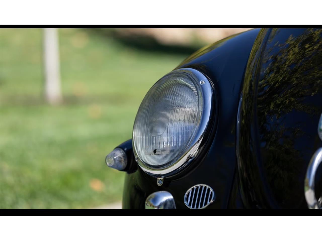 Volkswagen-Beetle-1955-Black-Red-30