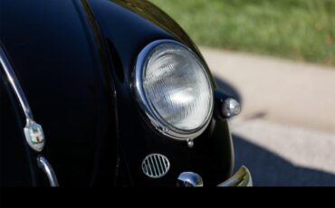 Volkswagen-Beetle-1955-Black-Red-31