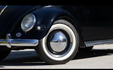 Volkswagen-Beetle-1955-Black-Red-32