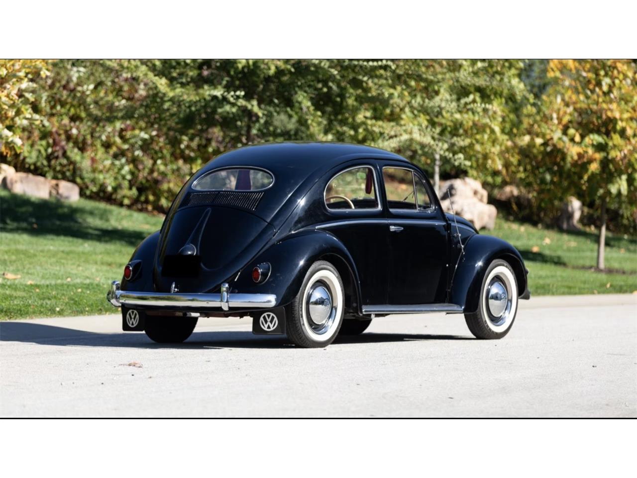 Volkswagen-Beetle-1955-Black-Red-7