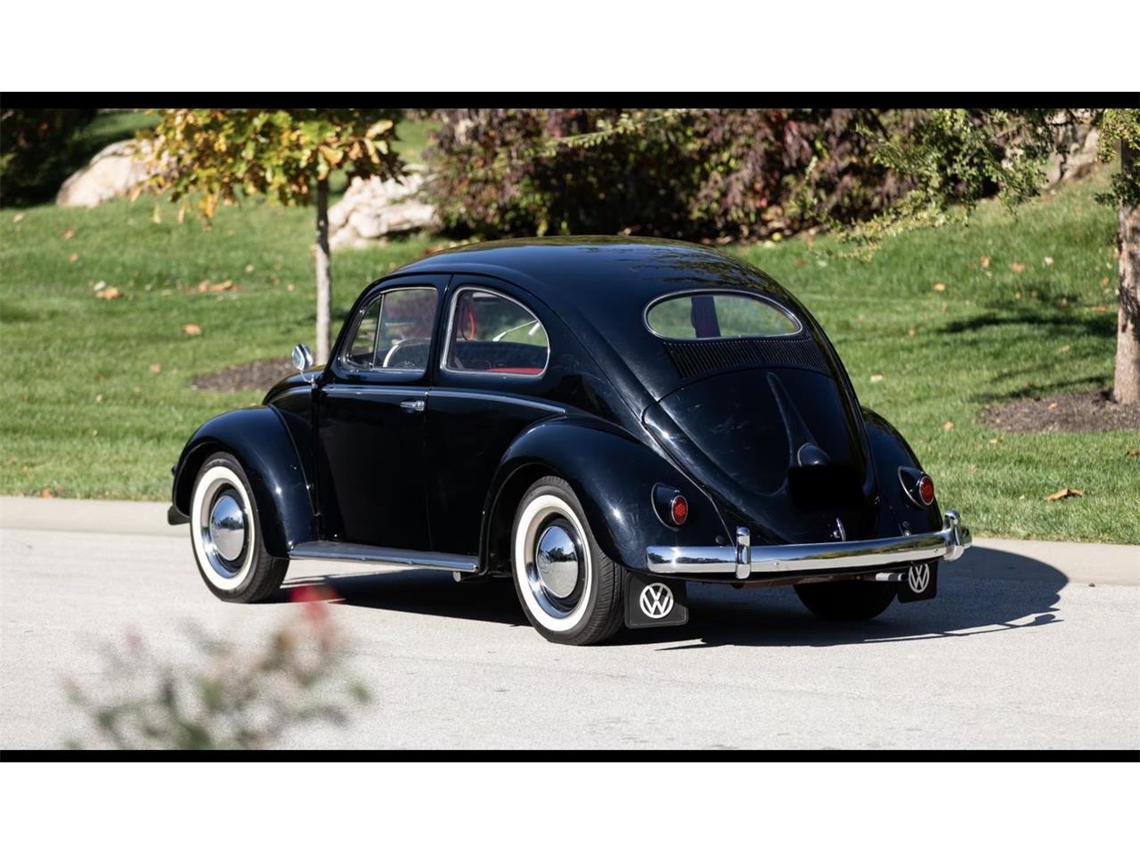 Volkswagen-Beetle-1955-Black-Red-9