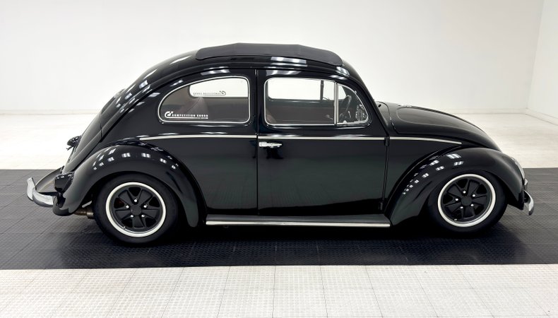 Volkswagen-Beetle-1956-Black-Oxblood-13