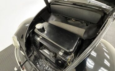 Volkswagen-Beetle-1956-Black-Oxblood-29