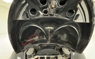 Volkswagen-Beetle-1956-Black-Oxblood-30