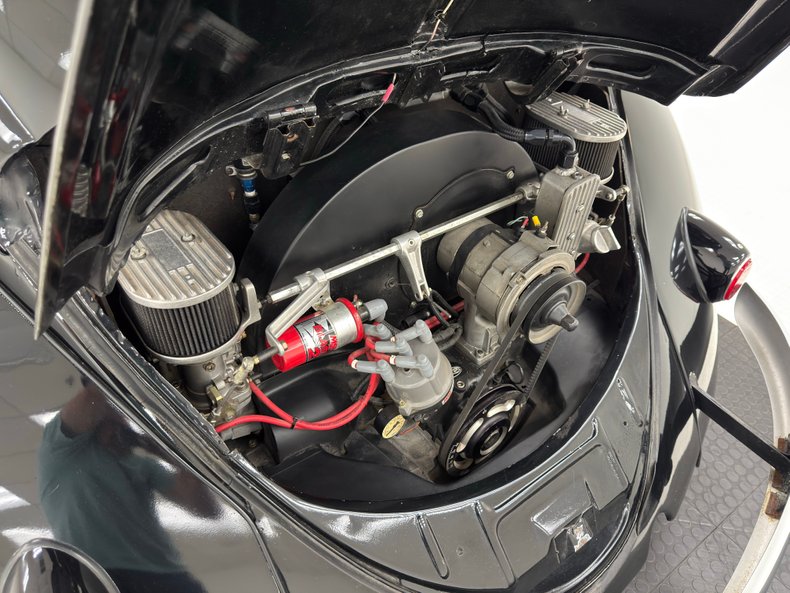 Volkswagen-Beetle-1956-Black-Oxblood-31