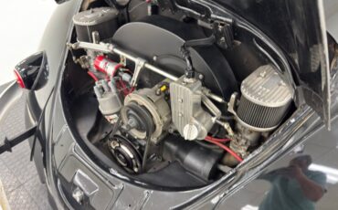 Volkswagen-Beetle-1956-Black-Oxblood-33