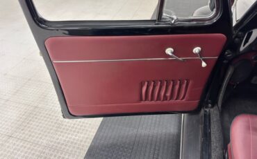 Volkswagen-Beetle-1956-Black-Oxblood-34