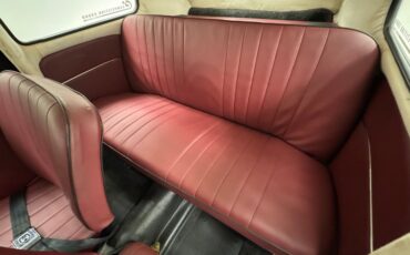 Volkswagen-Beetle-1956-Black-Oxblood-38