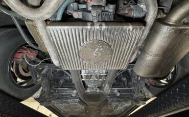 Volkswagen-Beetle-1956-Black-Oxblood-43