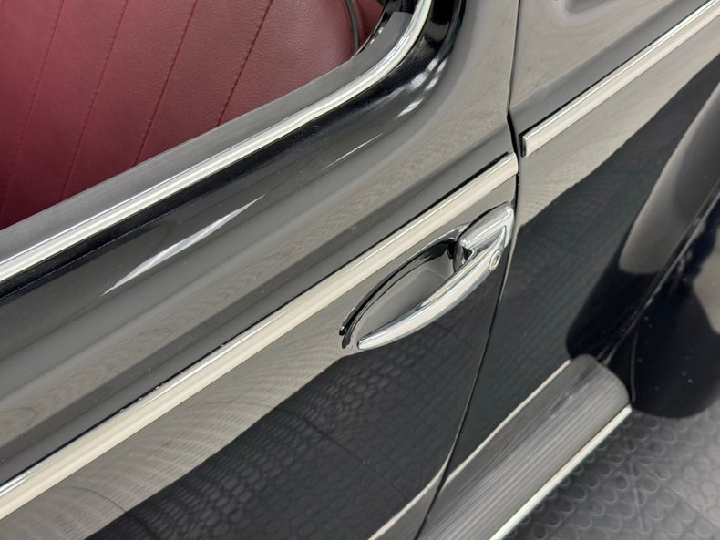 Volkswagen-Beetle-1956-Black-Oxblood-46