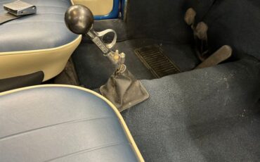 Volkswagen-Beetle-1973-Medium-Blue-Metallic-Blue-10