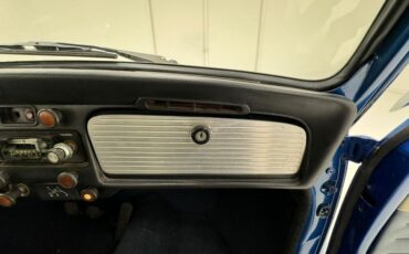 Volkswagen-Beetle-1973-Medium-Blue-Metallic-Blue-17