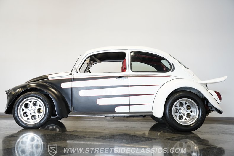 Volkswagen-Beetle-1973-White-Red-10