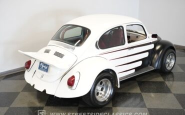 Volkswagen-Beetle-1973-White-Red-16