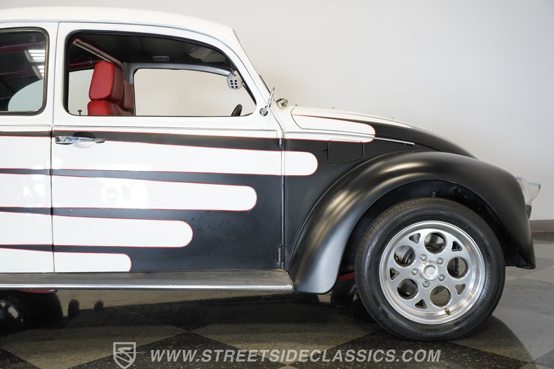 Volkswagen-Beetle-1973-White-Red-28