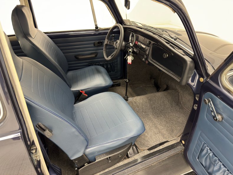 Volkswagen-Beetle-1975-Deift-Blue-Blue-36