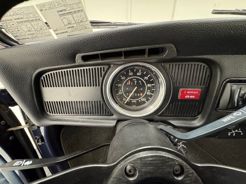 Volkswagen-Beetle-1975-Deift-Blue-Blue-39