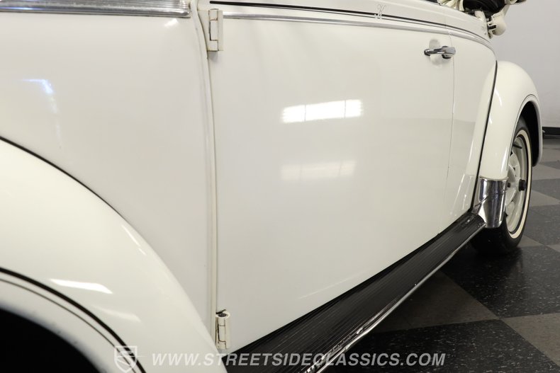 Volkswagen-Beetle-1979-White-White-26