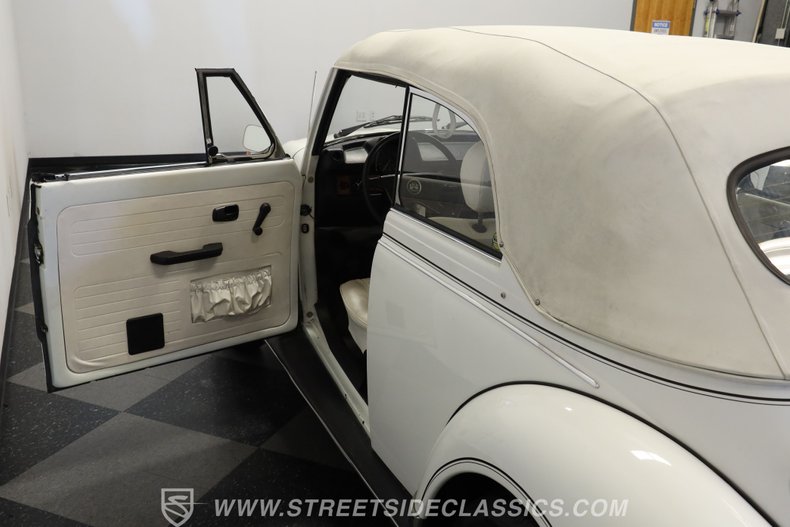 Volkswagen-Beetle-1979-White-White-35