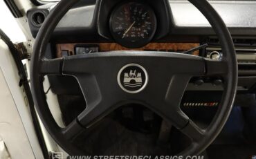 Volkswagen-Beetle-1979-White-White-36