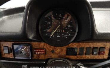 Volkswagen-Beetle-1979-White-White-37