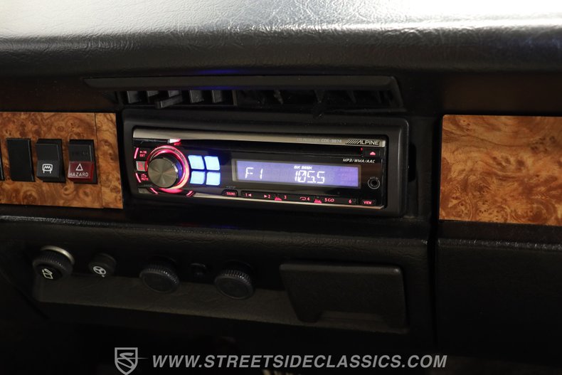 Volkswagen-Beetle-1979-White-White-39