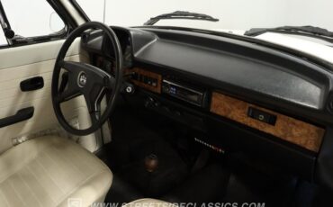 Volkswagen-Beetle-1979-White-White-43